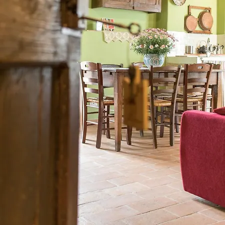 Fattoria Il Bruco Фермерский дом *